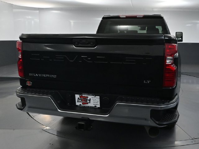 Used 2025 Chevrolet Silverado 2500 LT w/ Convenience Package AWD/4WD image 5