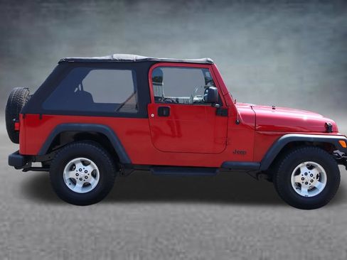 Used 2006 Jeep Wrangler Unlimited AWD/4WD image 2