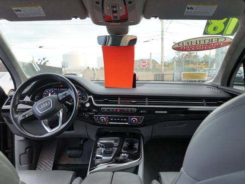 Used 2018 Audi Q7 3.0T Prestige image 10