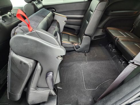 Used 2024 Dodge Durango GT image 38