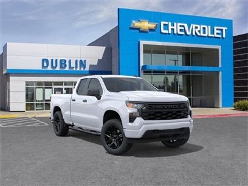 Used 2025 Chevrolet Silverado 1500 Custom w/ Turbomax Blackout Package image 1