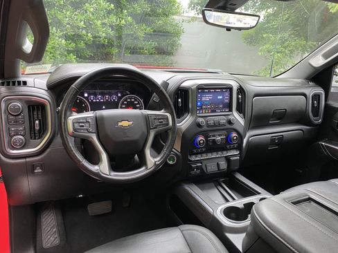 Used 2022 Chevrolet Silverado 2500 LTZ w/ LTZ Premium Package AWD/4WD image 38