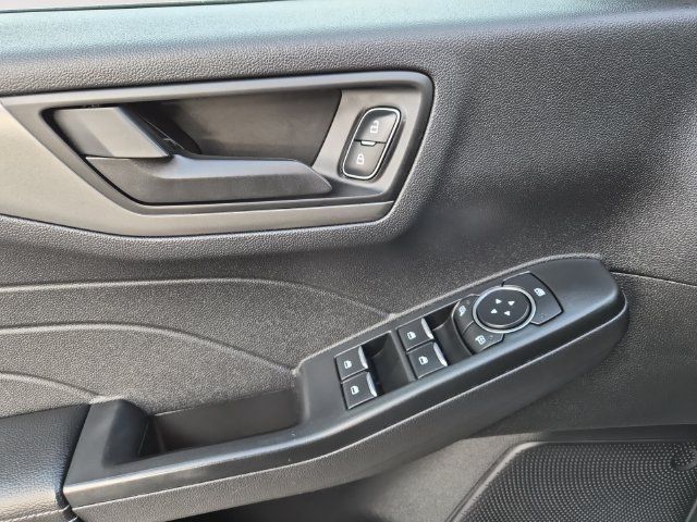 Used 2025 Ford Escape Active AWD/4WD image 10