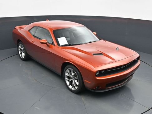 Used 2021 Dodge Challenger SXT w/ Plus Package RWD image 12