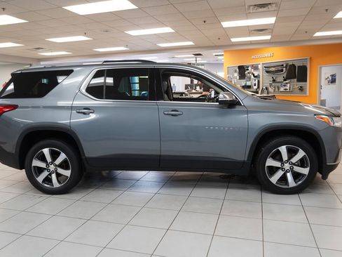 Used 2018 Chevrolet Traverse LT w/ LPO, Cargo Package AWD/4WD image 14
