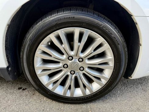 Used 2011 Chrysler 200 Limited FWD image 21