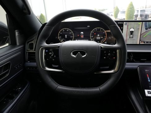 New 2026 INFINITI QX80 4WD image 9