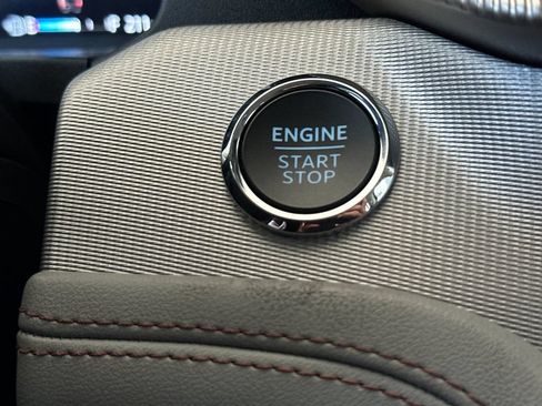 Used 2026 Ford Explorer Active w/ Active Comfort Package RWD image 23
