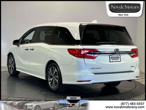 Used 2023 Honda Odyssey Touring image 6