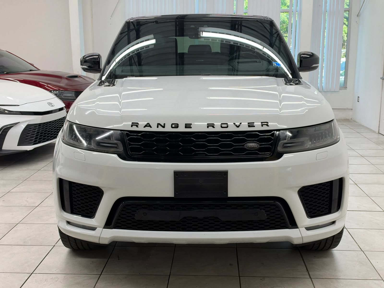 Used 2020 Land Rover Range Rover Sport HSE Dynamic AWD/4WD image 2