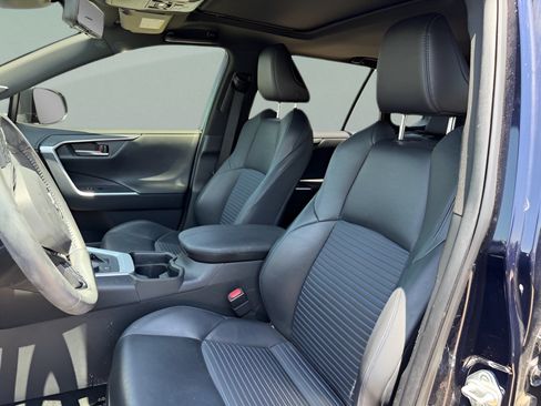 Used 2019 Toyota RAV4 XSE AWD/4WD image 23