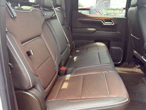 Used 2022 GMC Sierra 1500 Denali w/ Denali Reserve Package AWD/4WD image 29