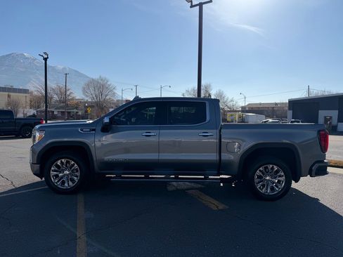 Used 2022 GMC Sierra 1500 Denali w/ Driver Alert Package II image 5