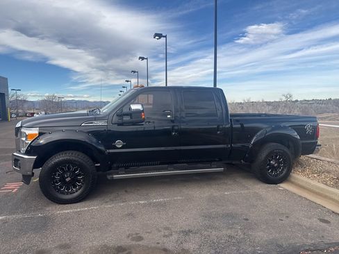 Used 2016 Ford F250 Lariat w/ Lariat Ultimate Package image 2