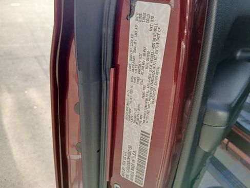 Used 2021 Jeep Wrangler Sport S image 32