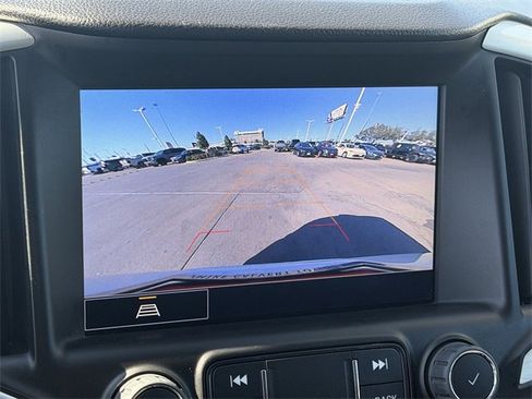 Used 2024 GMC Terrain SLT image 16