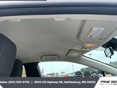 Used 2022 Toyota Corolla LE image 16