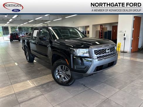 Used 2025 Nissan Frontier SV AWD/4WD image 1