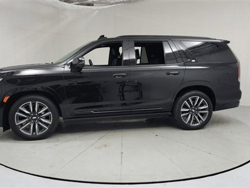 Certified 2024 Cadillac Escalade Sport Platinum image 2