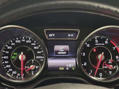 Used 2014 Mercedes-Benz ML 63 AMG 4MATIC image 38