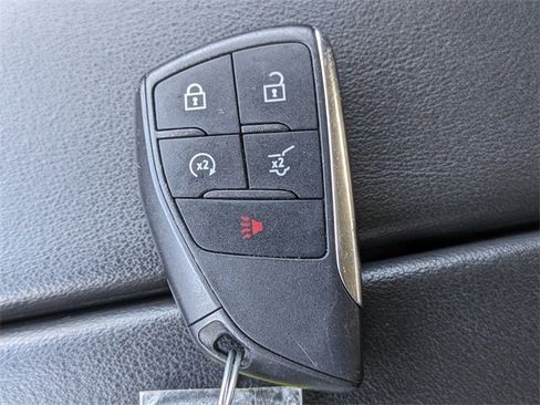 Used 2023 Buick Envision Essence image 32