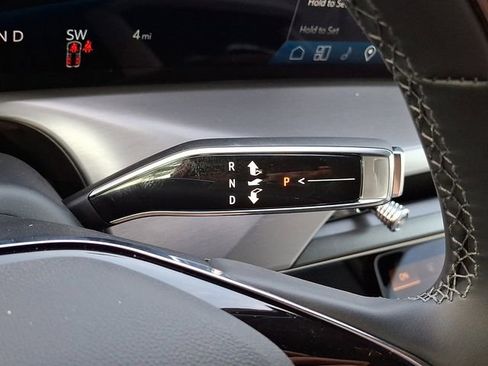 New 2026 Cadillac Vistiq Premium Luxury AWD/4WD image 10