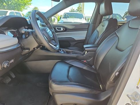 Used 2024 Jeep Compass Limited AWD/4WD image 10