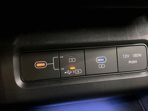 Used 2025 Hyundai Tucson Limited AWD/4WD image 33