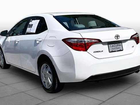 Used 2016 Toyota Corolla LE FWD image 12