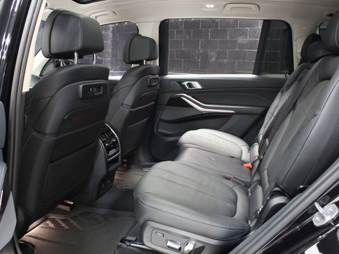 Used 2019 BMW X7 xDrive40i w/ Premium Package image 36