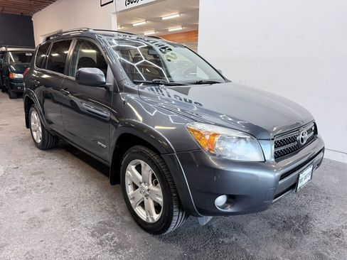 Used 2007 Toyota RAV4 Sport image 2