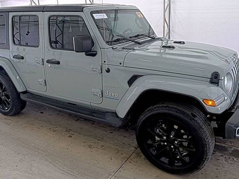 Used 2023 Jeep Wrangler Unlimited Sahara w/ Cold Weather Group image 3