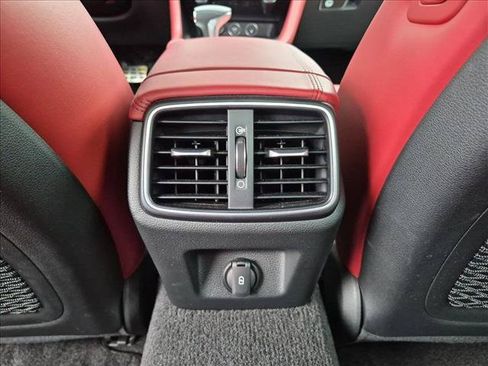 Used 2023 Genesis G70 3.3T w/ Sport Prestige Package RWD image 17