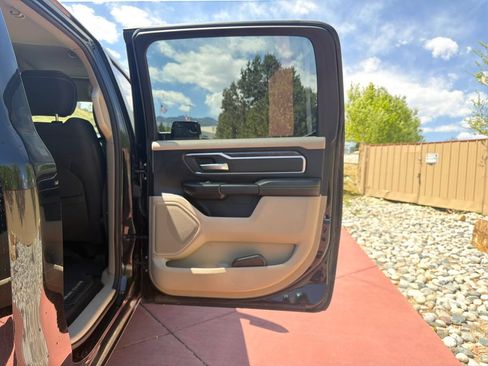 Used 2020 RAM 1500 Big Horn AWD/4WD image 25