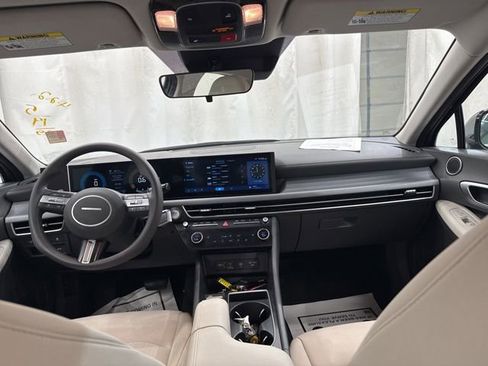 Used 2025 Hyundai Sonata SEL FWD image 13