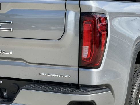 Used 2025 GMC Sierra 1500 Denali Ultimate AWD/4WD image 7