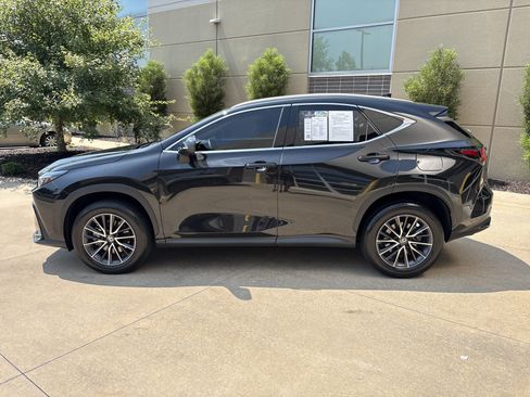Used 2024 Lexus NX 250 FWD image 7
