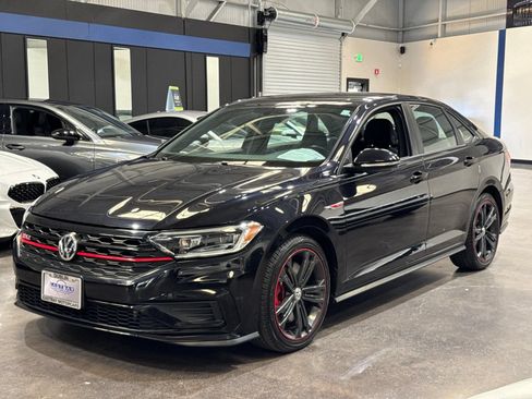 Used 2019 Volkswagen Jetta GLI FWD image 8