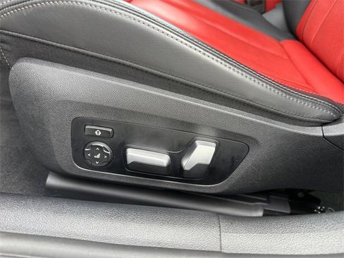 Certified 2025 BMW 840i xDrive image 39