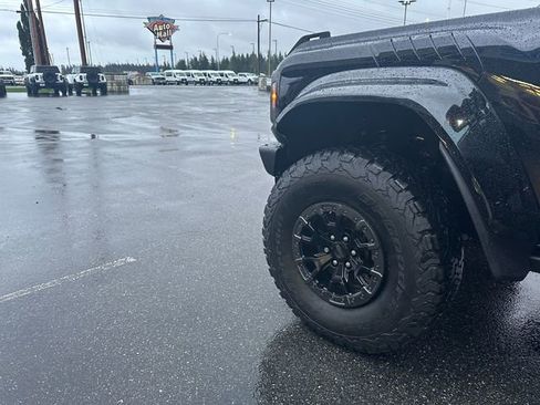 New 2025 Ford Bronco Raptor AWD/4WD image 26