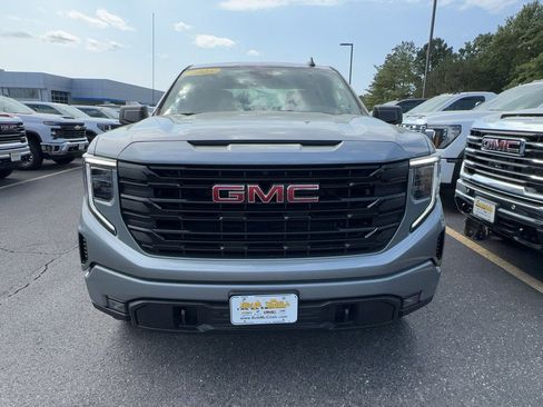 Certified 2025 GMC Sierra 1500 Elevation AWD/4WD image 9