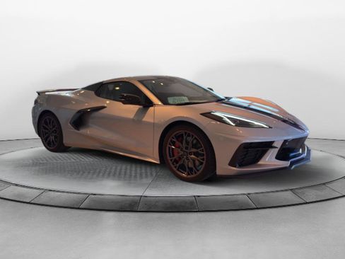 Used 2026 Chevrolet Corvette Stingray Premium Conv w/ Z51 Performance Package RWD image 6