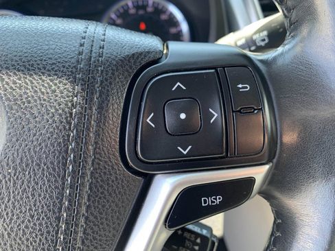 Used 2015 Toyota Highlander Plus AWD/4WD image 16