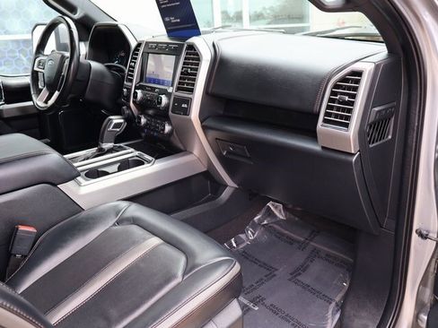 Certified 2020 Ford F150 Platinum w/ Equipment Group 701A Luxury image 17