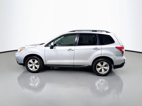 Used 2016 Subaru Forester 2.5i Premium w/ All-Weather Package AWD/4WD image 9