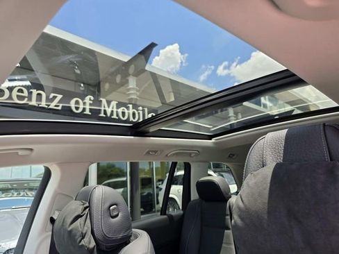 New 2025 Mercedes-Benz GLS 450 4MATIC image 7