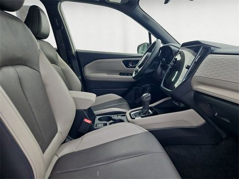Certified 2025 Subaru Forester Limited image 15