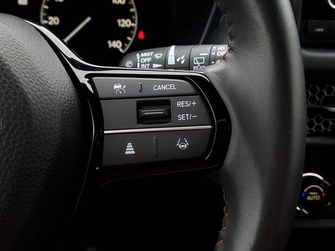 Used 2024 Honda HR-V Sport image 16