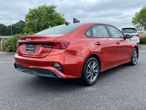 Certified 2024 Kia Forte LXS FWD image 7