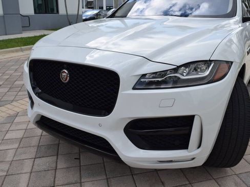 Used 2019 Jaguar F-PACE R-Sport AWD/4WD image 9